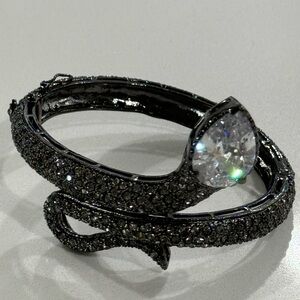 Black zirconia snake bracelet